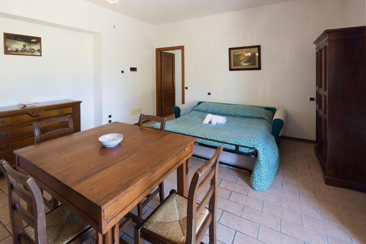 Agriturismo Casella Del Piano Gubbio Exterior foto